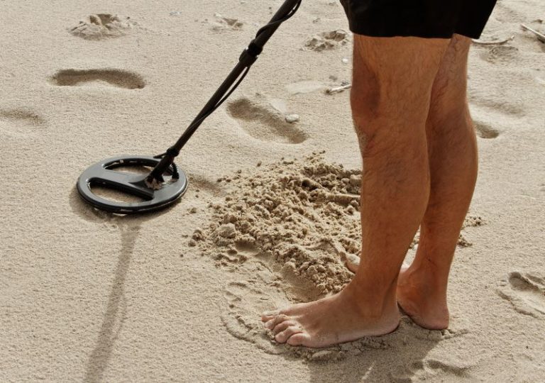 Metal detecting etiquette